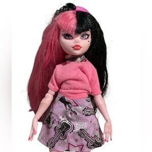 Monster High Draculaura Fashion Doll